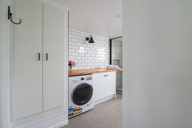 Photo of property in 9 Dickson Street, Macandrew Bay, Dunedin, 9014