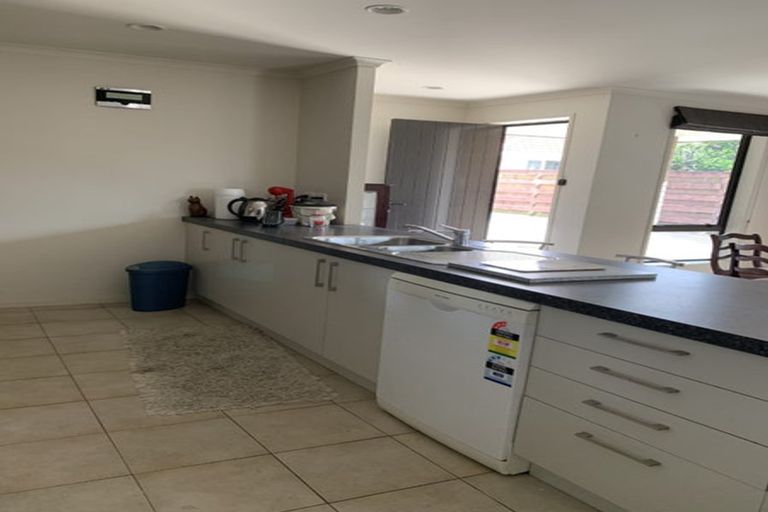 Photo of property in 18a Scott Road, Papakura, 2110