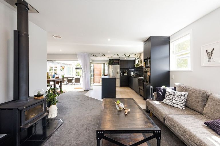 Photo of property in 7 Galway Avenue, Hokowhitu, Palmerston North, 4410