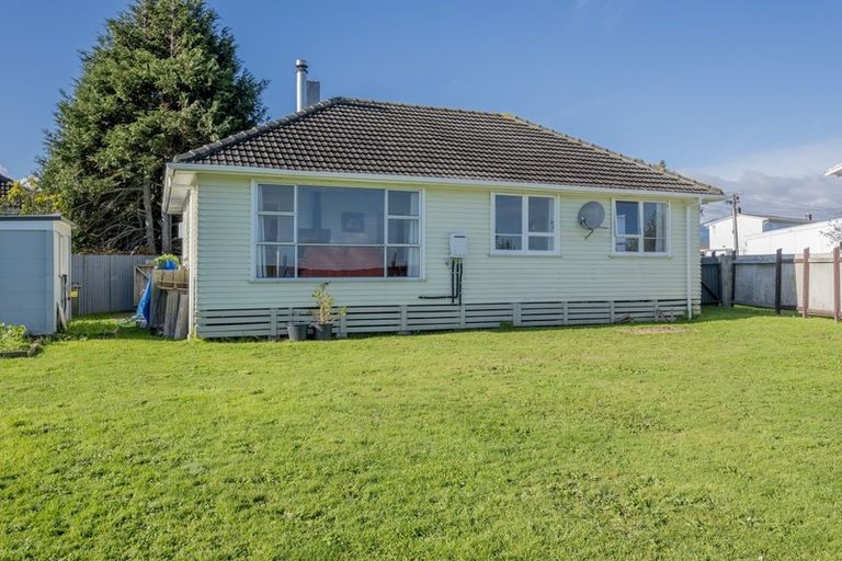 Photo of property in 24 Mahoe Street, Levin, 5510