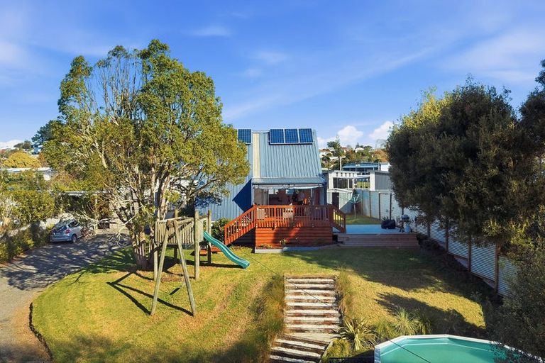 Photo of property in 125 Awaroa Road, Helensville, 0800