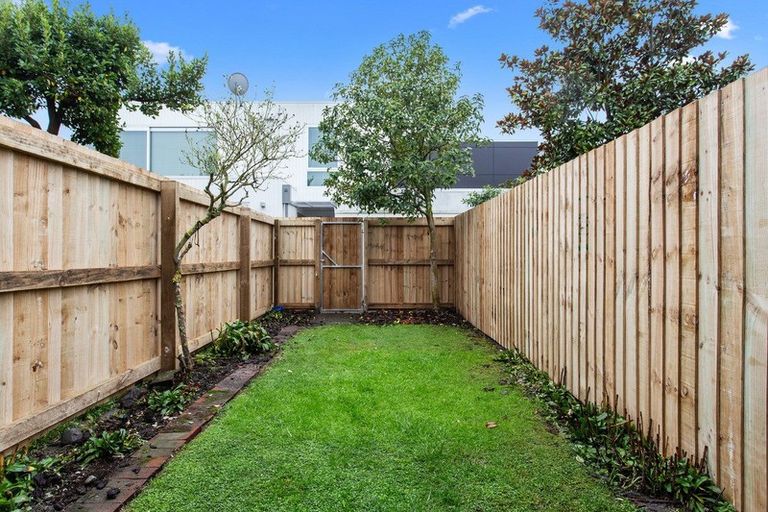 Photo of property in 23 Beveridge Street, Christchurch Central, Christchurch, 8013