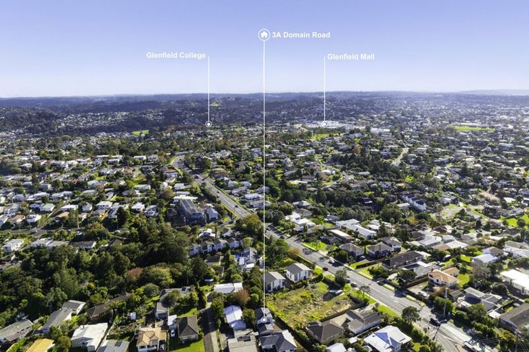 Photo of property in 2/3 Domain Road, Glenfield, Auckland, 0629