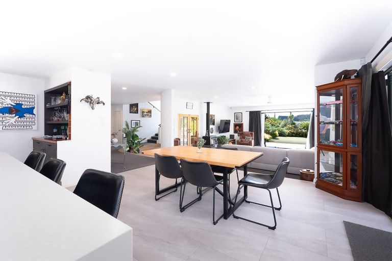 Photo of property in 28 Skudders Beach Road, Kerikeri, 0294