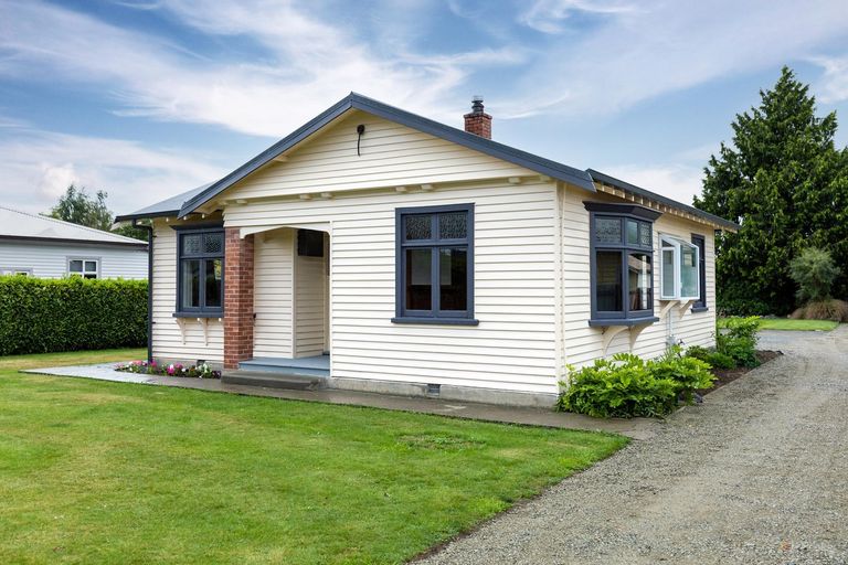 Photo of property in 14 Campbell Street, Geraldine, 7930