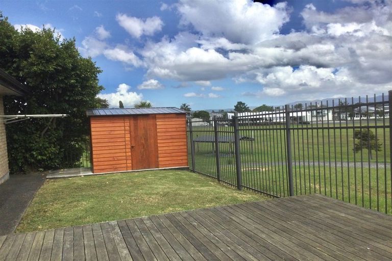 Photo of property in 258b Te Atatu Road, Te Atatu South, Auckland, 0610