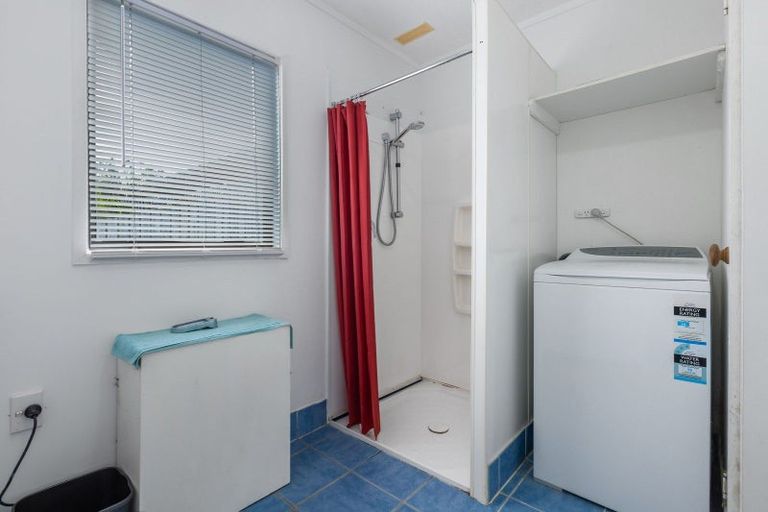 Photo of property in 41 Paradise Road, Coopers Beach, 0420