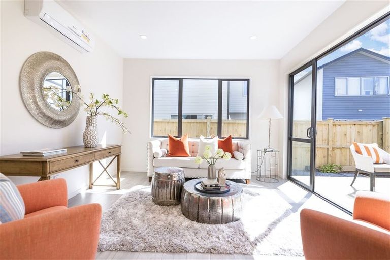 Photo of property in 20 Greenfinch Road, Hobsonville, Auckland, 0616