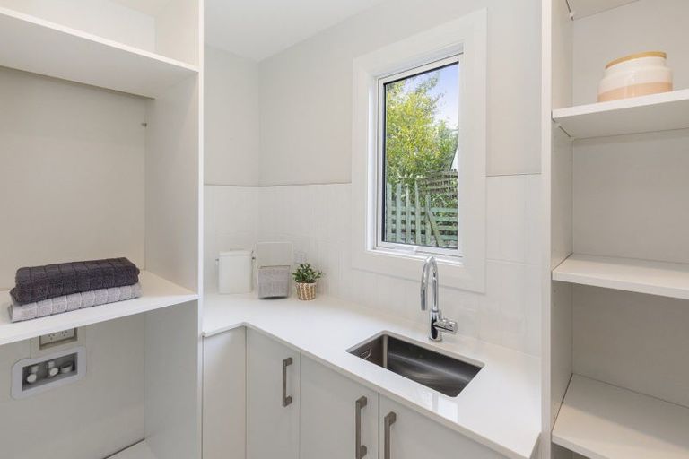 Photo of property in 13 Idris Road, Fendalton, Christchurch, 8052