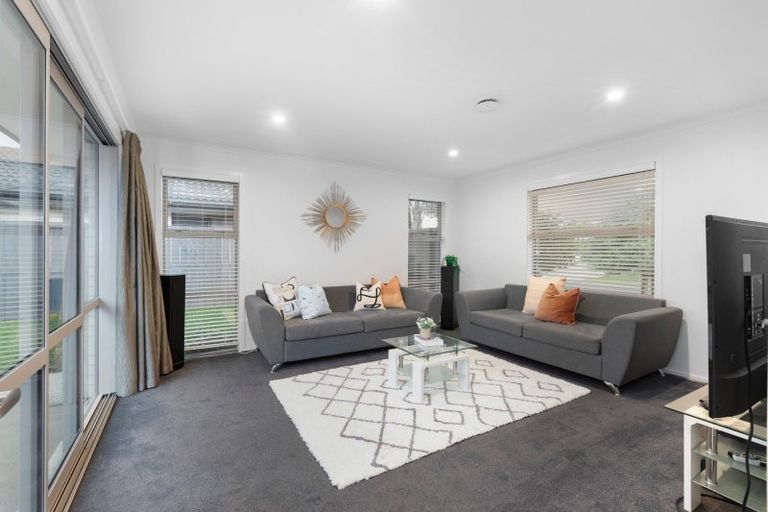 Photo of property in 33 Batten Drive, Flagstaff, Hamilton, 3210