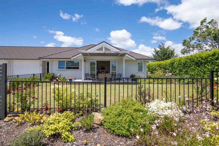 Photo of property in 33 Te Wairere Crescent, Kerikeri, 0230