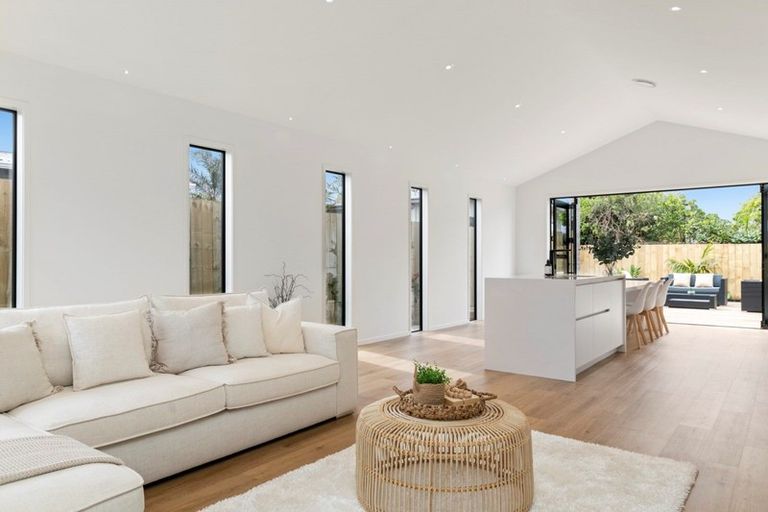 Photo of property in 704b Papamoa Beach Road, Papamoa Beach, Papamoa, 3118