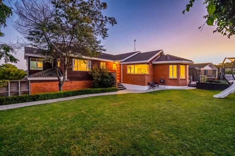 Photo of property in 50 Calluna Crescent, Totara Heights, Auckland, 2105