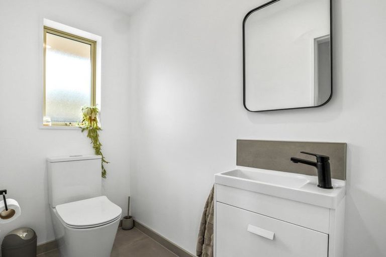 Photo of property in 17 Wisteria Place, Parklands, Christchurch, 8083