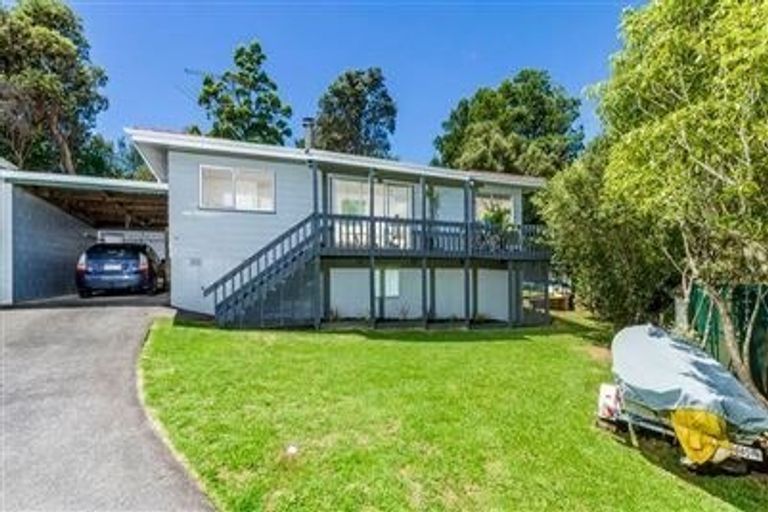 Photo of property in 1/4 Malibu Grove, Bayview, Auckland, 0629
