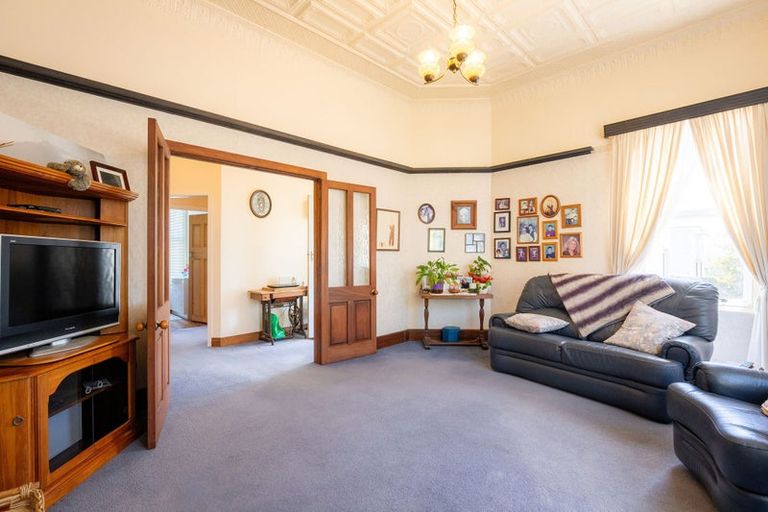 Photo of property in 72 Hinemoa Street, Birkenhead, Auckland, 0626