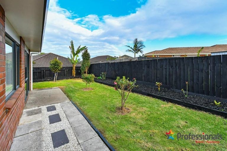Photo of property in 6 Chayward Place, Mangere, Auckland, 2022