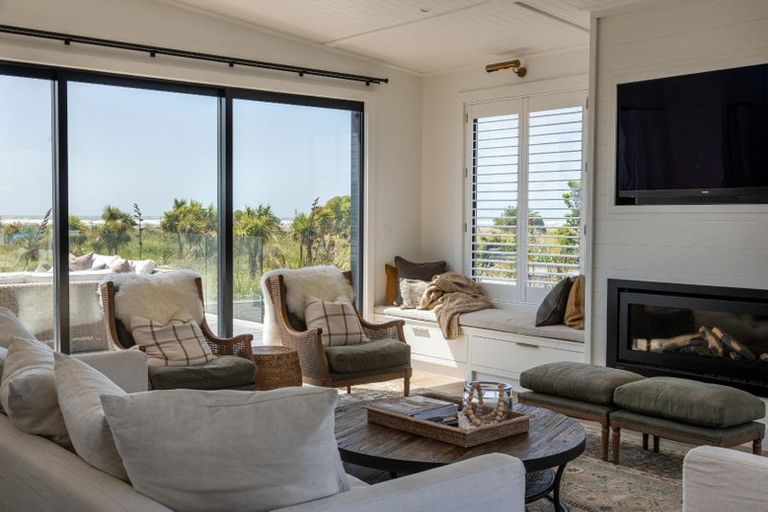 Photo of property in Kotuku Drive, Paraparaumu Beach, Paraparaumu, 5032