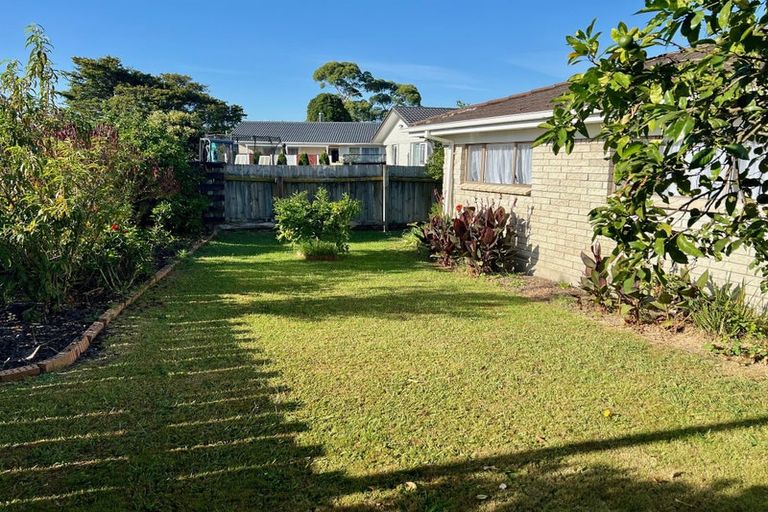 Photo of property in 1/13 Royal Arch Place, Rosehill, Papakura, 2113