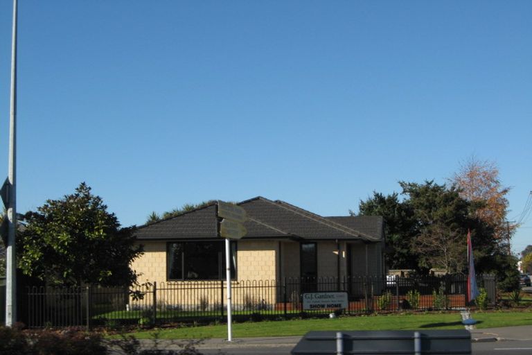 Photo of property in 760 Main North Road, Belfast, Christchurch, 8051