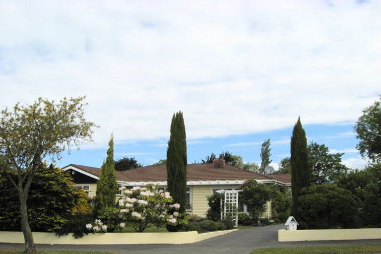 Photo of property in 25 Hadlow Place, Burnside, Christchurch, 8041