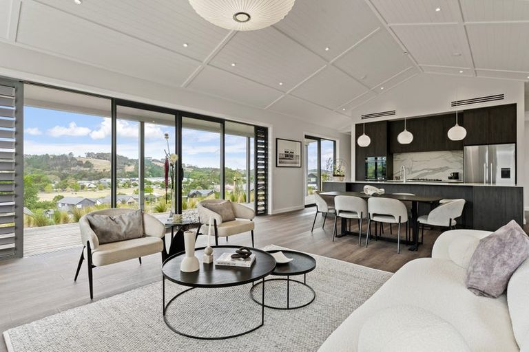 Photo of property in 6 Moya Drive, Matakana, 0985