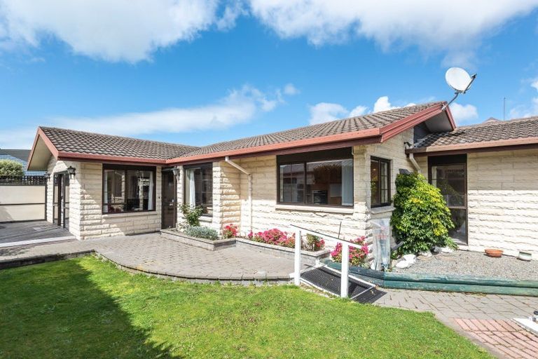 Photo of property in 3 Jacaranda Place, Parklands, Christchurch, 8083