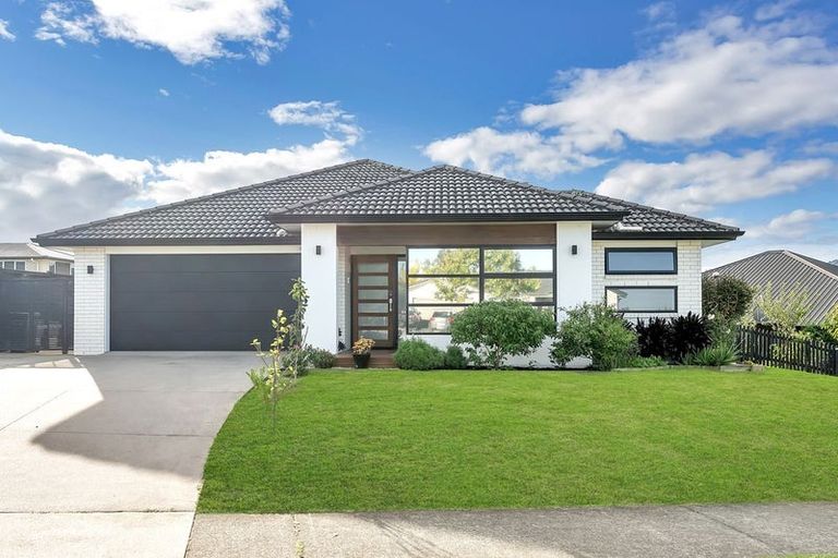 Photo of property in 5 Hillpark Drive, Pokeno, 2402