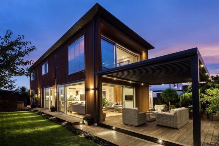 Photo of property in 143 Mays Road, St Albans, Christchurch, 8052