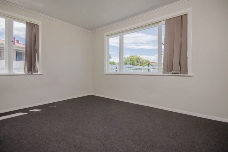 Photo of property in 1/8 Cornwall Road, Mangere, Auckland, 2022