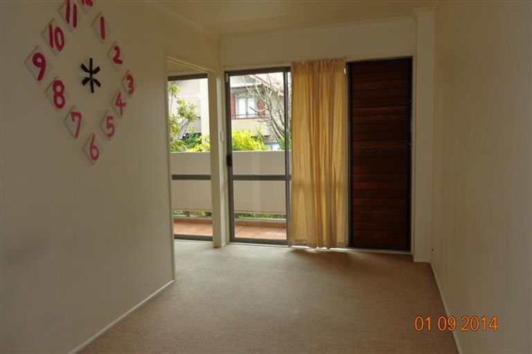 Photo of property in 3c/30 Westward Ho, Glen Eden, Auckland, 0602