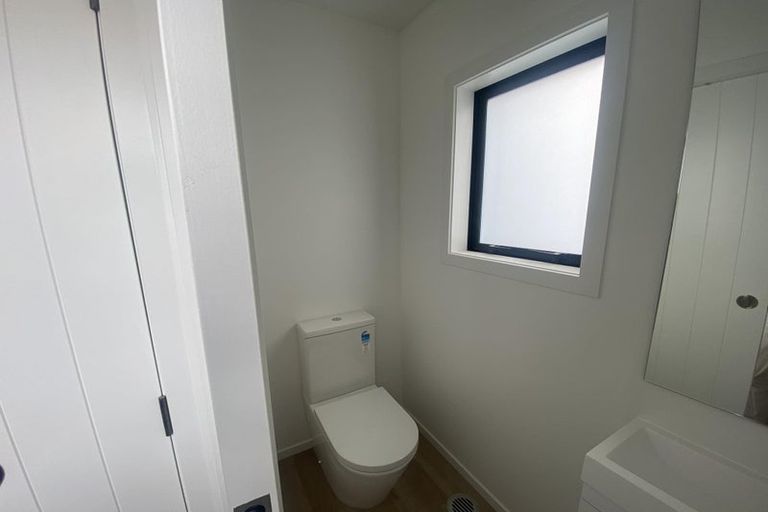 Photo of property in 18a King Street, Upper Hutt Central, Upper Hutt, 5018