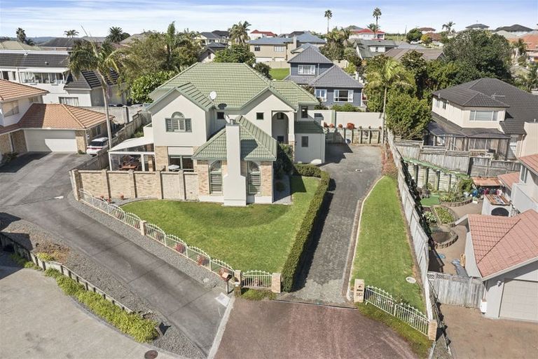 Photo of property in 36a Jane Eyre Drive, Somerville, Auckland, 2014