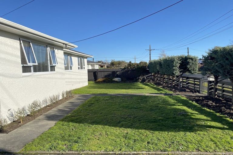 Photo of property in 8 Barrett Place, Carterton, 5713