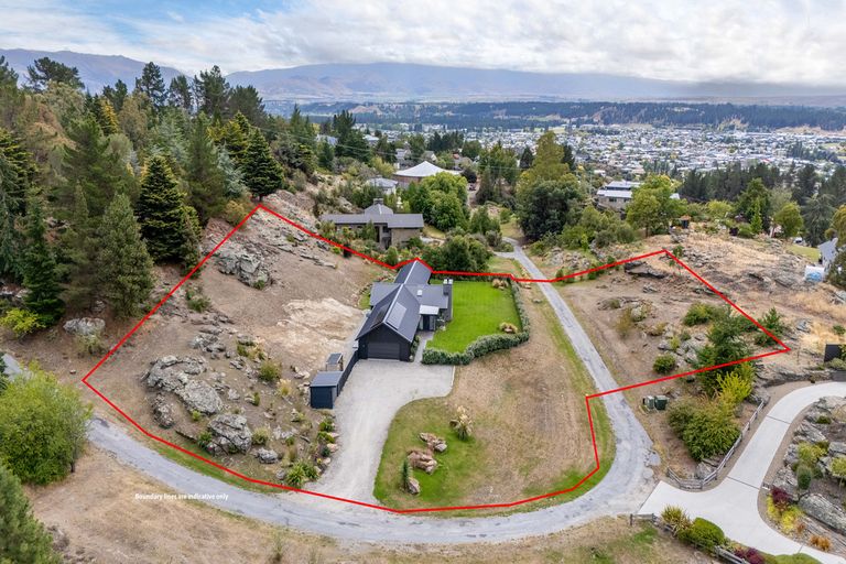 Photo of property in 98 Aronui Road, Bridge Hill, Alexandra, 9320