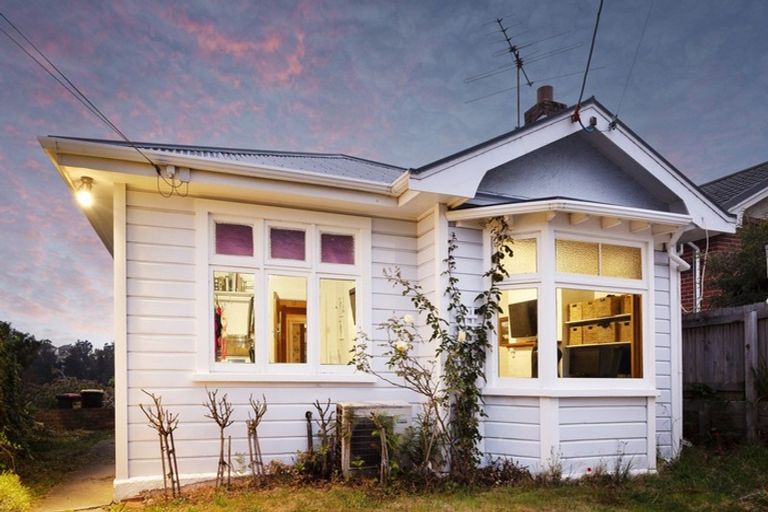 Photo of property in 19 Nottingham Crescent, Calton Hill, Dunedin, 9012