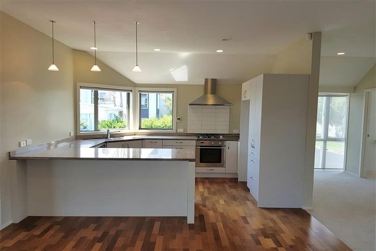 Photo of property in 1/11 Raymond Street, Point Chevalier, Auckland, 1022