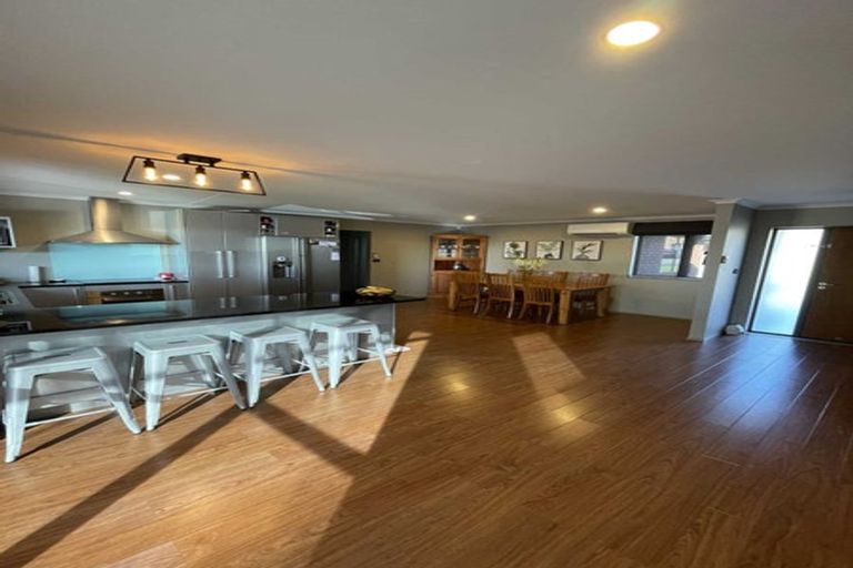 Photo of property in 29 Cape Vista Crescent, Pukekohe, 2120