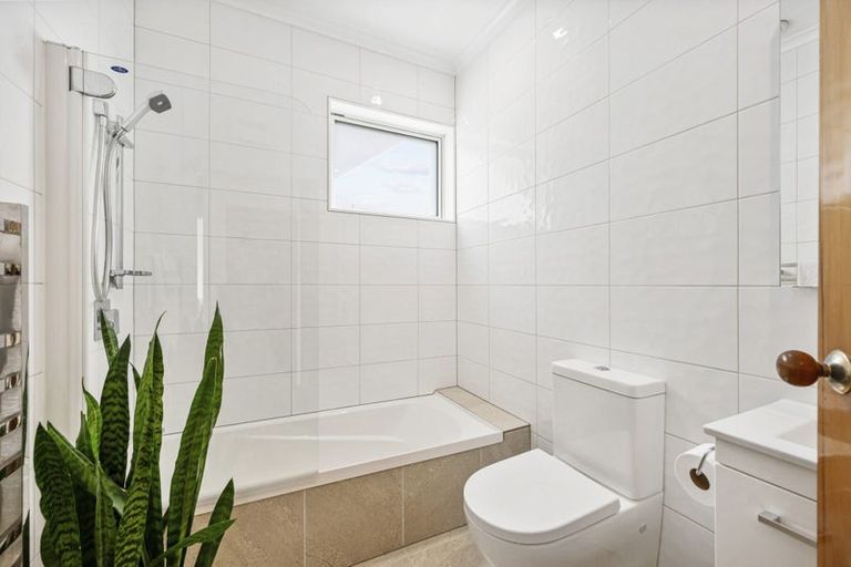 Photo of property in 33 Alexandra Road, Hataitai, Wellington, 6021