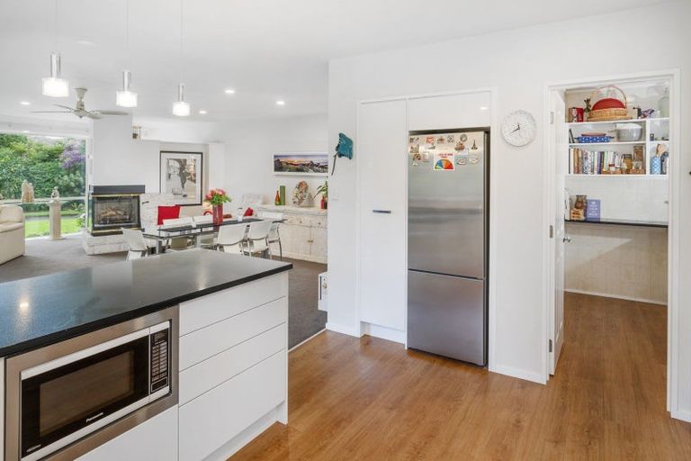 Photo of property in 19 Springbok Avenue, Whitianga, 3510