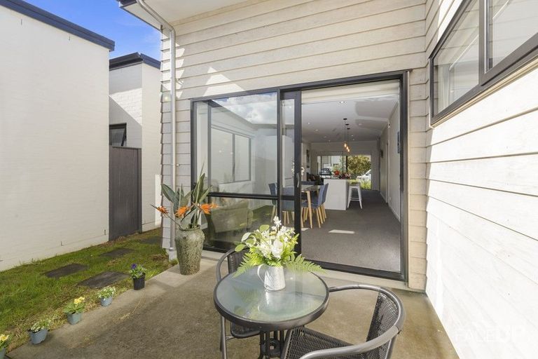 Photo of property in 8 Grey Warbler Road, Hobsonville, Auckland, 0616