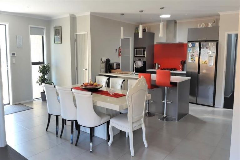 Photo of property in 5 Millbrae Place, Pokeno, 2402