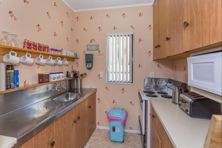 Photo of property in 70 Rua Avenue, Waitarere Beach, Levin, 5510