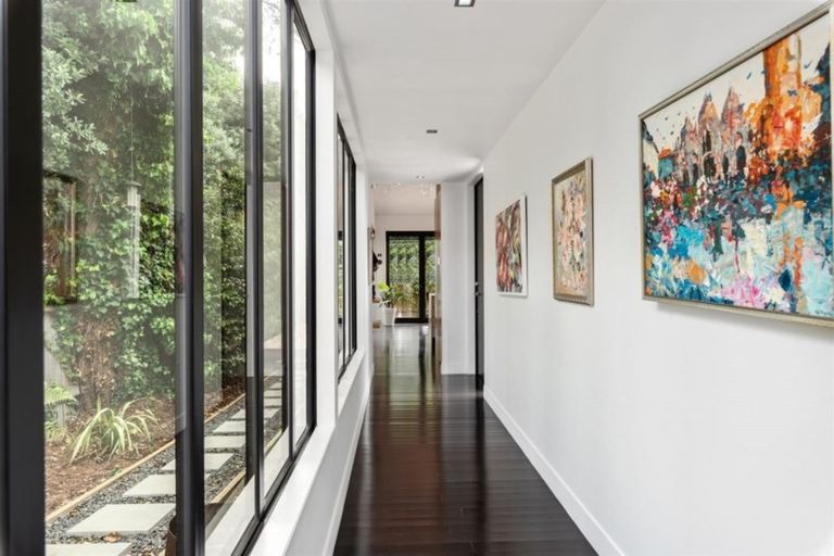 Photo of property in 37a Ewen Alison Avenue, Devonport, Auckland, 0624