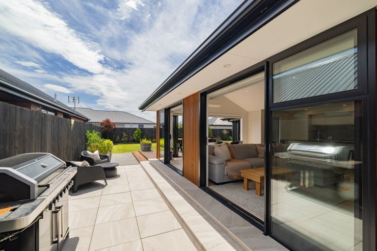 Photo of property in 8 Roys Street, Marshland, Christchurch, 8083