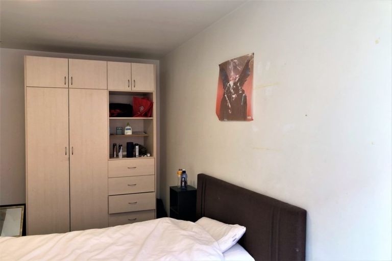 Photo of property in City Lodge, 304/115 Vivian Street, Te Aro, Wellington, 6011