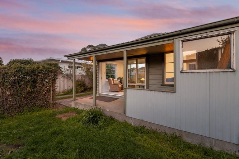 Photo of property in 11 Van Asch Street, Sumner, Christchurch, 8081