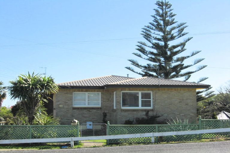 Photo of property in 19 Kimihia Road, Huntly, 3700