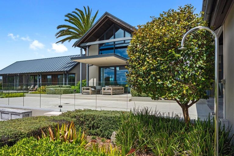 Photo of property in 62 Foster Road, Kumeu, 0891