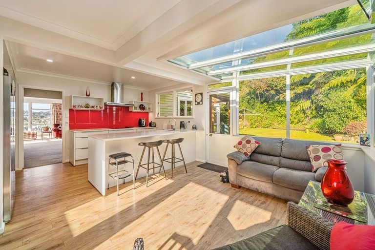 Photo of property in 67 Chamberlain Road, Karori, Wellington, 6012
